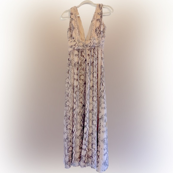 Snakeskin print maxi dress - Picture 2 of 5
